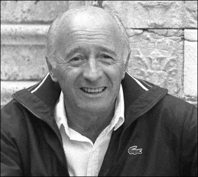 Qui est ce dialoguiste auteur de cette citation : ''Je me suis marié parce que ça donnait le droit à un costume pur laine et des chaussures en cuir : voilà où ça mène l'élégance.'' ?