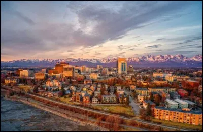 Quelle est la ville la plus peuplée d'Alaska ?
