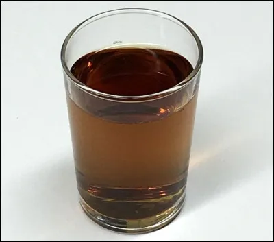 Voici une invention des plus étonnantes : l'alcool de matières fécales. Cette chose aurait des propriétés médicales mais est surtout pleine de bactéries. Dans quel pays peut-on trouver du ttongsul ?