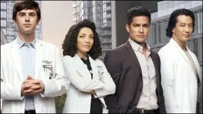 Avec Morgan et Claire, Andrews s'occupe d'un ancien toxicomane qui encadre des ados. Vous souvenez-vous du nombre d'ados encadrés par cet homme ?