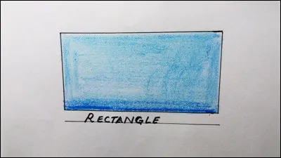 Q - Quel terme d&eacute;signe une figure g&eacute;om&eacute;trique &agrave; quatre c&ocirc;t&eacute;s, souvent &eacute;tudi&eacute;e en math&eacute;matiques &agrave; l'&eacute;cole primaire ?