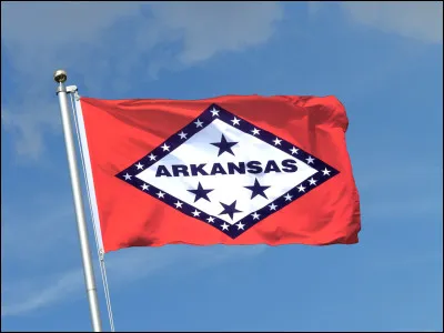 Ici, on peut distinguer le drapeau...