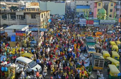 Comment d'habitants y a-t-il en Inde ?