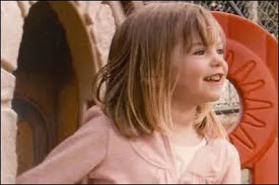 A quelle heure un ami de la famille avait-il entendu du bruit dans la chambre des enfants ?