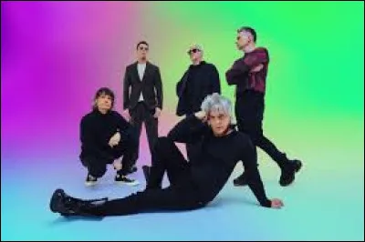 Indochine a sorti son 14e album studio en 2024 intitulé "Babel Babel".