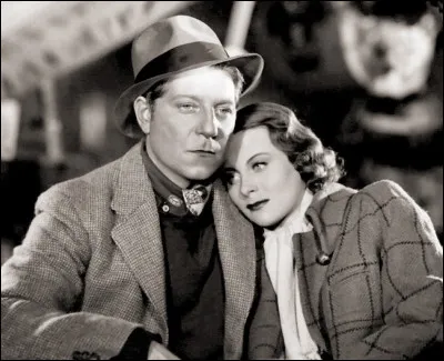 Le vrai nom de l'actrice Michèle Morgan est Simone Roussel.