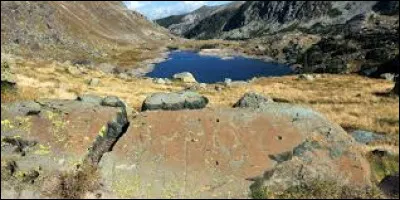 Dans quelle chaîne montagneuse se situe la vallée des Merveilles ?