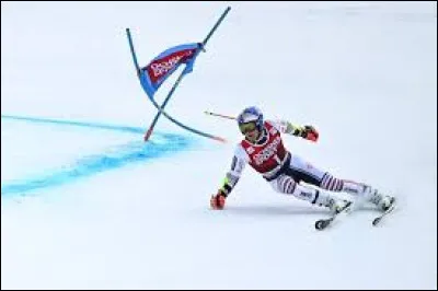 Quel est le skieur français le plus médaillé ?