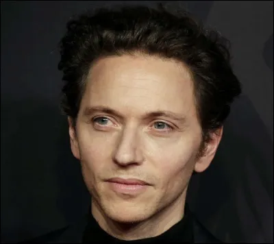 Qui est ce chanteur, auteur- compositeur et interpr&egrave;te du titre ''&Ecirc;tre Rimbaud'' ?