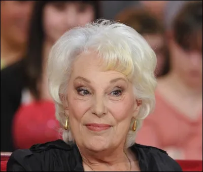 Qui est cette actrice qui joue le r&ocirc;le de ''la m&egrave;re'' Dans le film ''Rainbow pour Rimbaud'' ?