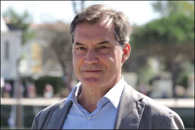 Qui est cet acteur qui joue le r&ocirc;le de ''Lucereau'' dans le t&eacute;l&eacute;film ''Arthur Rimbaud, l'homme aux semelles de vent'' ?