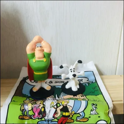 Quel dieu est régulièrement invoqué par Astérix ?