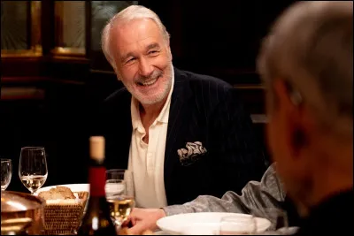 Dans quelle comédie voyons-nous Le Coq ainsi ?