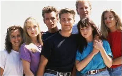 Quel nombre faut-il associer à la ville de Beverly Hills pour obtenir le nom d'une série américaine ?