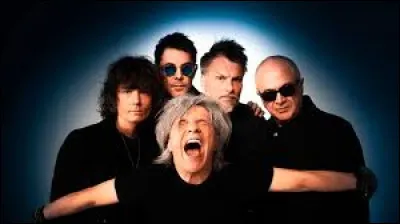 Quel nombre est le titre de l'album studio du groupe Indochine sorti en 2017 ?