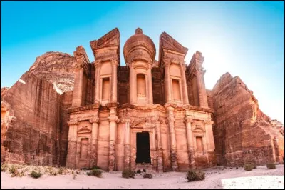 Petra, en Jordanie, a été la scène de nombreux films. Quel film a été tourné ici ?
