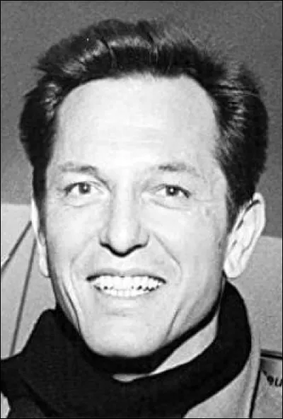 Cimetière de pavés, c'est la...