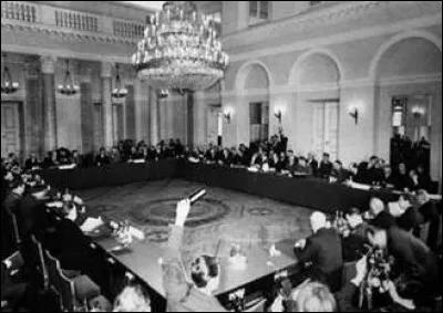 Le pacte de Varsovie est un traité damitié, de coopération et dassistance mutuelle signé par des pays