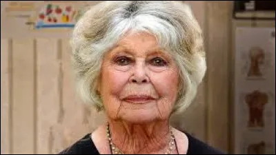 Brigitte Bardot, l'icône du cinéma français des années 50, a fêté ses 100 ans, le 28 septembre 2024.