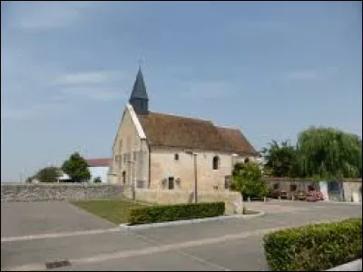 Voici l'église Saint-jean-Baptiste, à Gellainville. Commune de l'aire d'attraction Chartraine , elle se situe dans le département ...