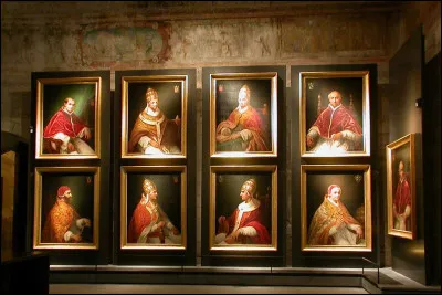 Lorsque le pape Cl&eacute;ment V a d&eacute;cid&eacute; de quitter Rome, Avignon est devenue pour un temps la capitale de la chr&eacute;tient&eacute; : &agrave; quelle &eacute;poque situez-vous la Papaut&eacute; d'Avignon ?