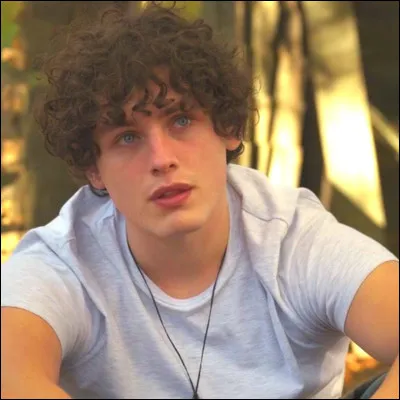 Comment s'appelle-t-il ?