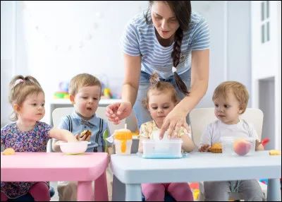 L'Orne, 170 km, prend sa source en Suisse, la Suisse normande, au nord-est de la forêt d'Écouves, près de Sées, à 190 mètres d'altitude pour aller se jeter dans la Manche. Quelle commune a le plaisir de la voir partir ?