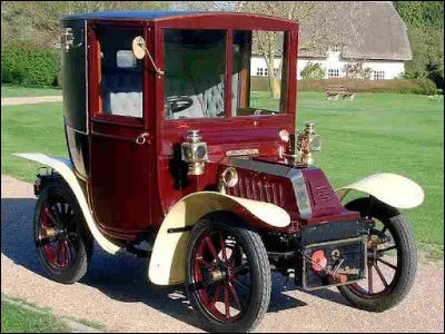 La voiture ''De Dion-Bouton'' est une voiture...