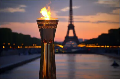 Teddy Riner a-t-il porté la flamme olympique lors de la cérémonie d'ouverture ?