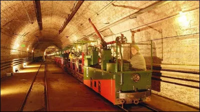 Quel est ce fort, l'un des plus puissants ouvrages de la ligne Maginot, situé sur la commune de Veckring à l'est de Thionville ?