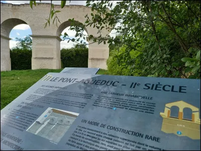 Quel était le nom de Metz à l'époque romaine ?