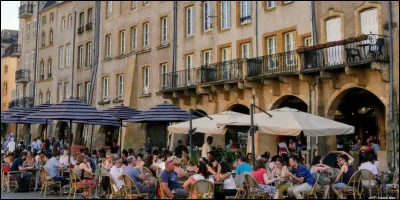 Combien le département de la Moselle compte-t-il d'habitants ?