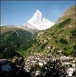 Depuis quelle ville suisse peut-on le voir admirablement bien ?