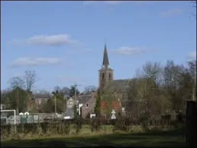 Pour finir, je vous emmène dans les Hauts-de-France, à Vendegies-au-Bois. Commune de l'arrondissement d'Avesnes-sur-Helpe, elle se situe ...
