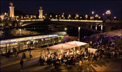 "J'suis née ici (pas à Memphis) j'suis de Paris (pas de Paris) j'ai jamais connu Cab Calloway j'ai jamais rien produit sur Brodway j'connais Passy (pas Albany) j'suis pas Yankee (t'es un titi) moi j'suis pas pour les cocoricos mais y a aussi du mauvais dans l'Ohio
Ça balance pas mal à Paris, ça balance pas mal ça balance pas mal à Paris, ça balance aussi ..." : qui chante "Ça balance pas mal à Paris" ?