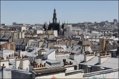 "Le soleil qui se lève et caresse les toits et cest Paris le jour la Seine qui se promène et me guide du doigt et cest Paris toujours Et mon coeur qui sarrête sur ton coeur qui sourit cest Paris bonjour ta main dans ma main qui me dit déjà oui cest Paris lamour ..." : qui chante "les prénoms de Paris" ?