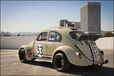 Cette voiture se nomme "Choupette".