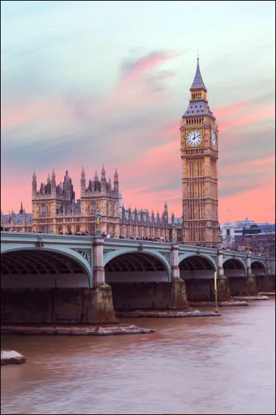 Quand a été fondé le Commonwealth et combien de pays membres comptait-il ?