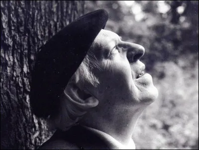 Qui est cet &eacute;crivain belge du 20e si&egrave;cle, auteur du po&egrave;me ''La poup&eacute;e malade'' ?