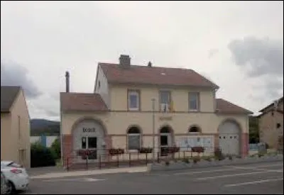 Nous partons en Lorraine, à Laval-sur-Vologne. Village de l'aire d'attraction Spinalienne, il se situe dans le département ...