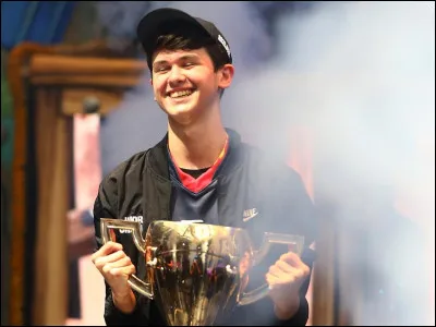 Qui est le joueur le plus fort à ''Fortnite'', selon toi ?