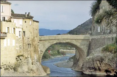 Dans quel d&eacute;partement la commune de ''Vaison-la-Romaine'' est-elle situ&eacute;e sachant que le num&eacute;ro de ce d&eacute;partement est le 84 ?