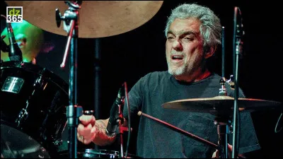 Qui est ce batteur américain ayant joué avec Éric Clapton, Paul Simon, Joe Cocker ou encore Michel Jonasz ?