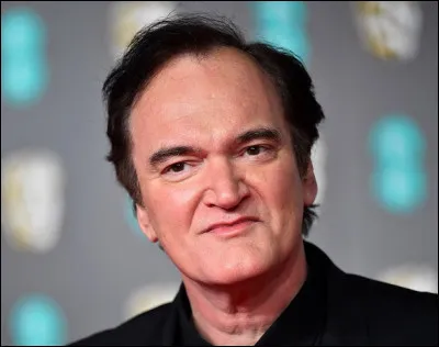 Qui est ce réalisateur/acteur qui joue le rôle de ''Johnny Destiny'' dans le film ''Destiny Turns on the Radio'' ?