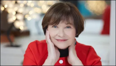 Qui est cette actrice qui joue le rôle principal dans la mini-série ''Le Bal des secrets'' ?