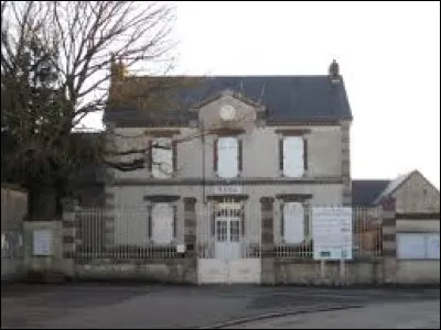 Village Eurélien, Fresnay-l'Évêque se situe en région ...