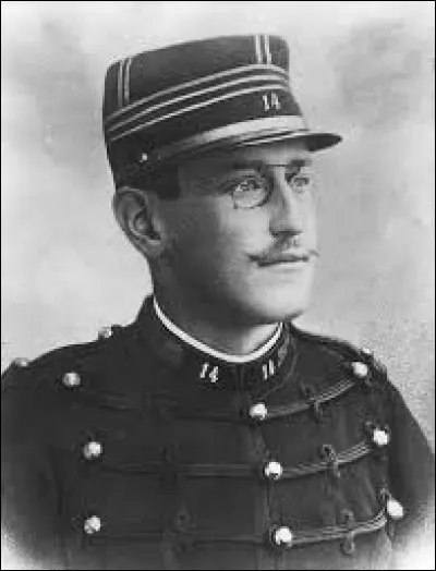 Quel écrivain a défendu Dreyfus ?