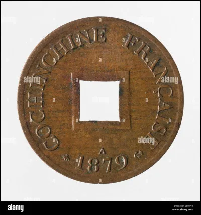 Quelle forme a quatre côtés égaux ?