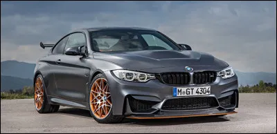 Quelle est la marque de cette voiture ?