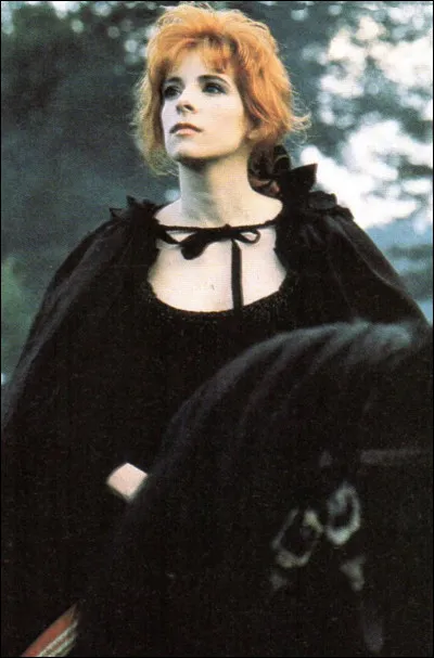 Sélectionne un clip de Mylène.